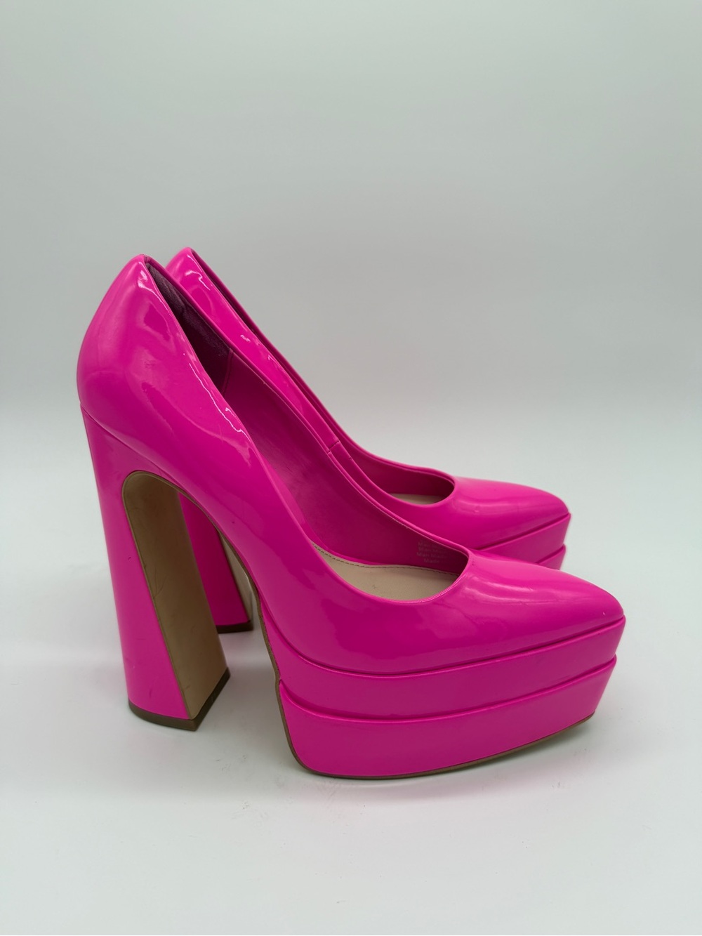 D'Amelio Marlania Platform Pumps Ultra Pink Patent - 7.5M - Picture 8 of 11